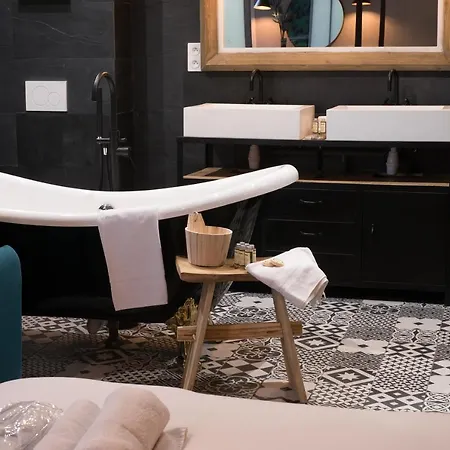 The Royal Suite - Champs Elysees Paris