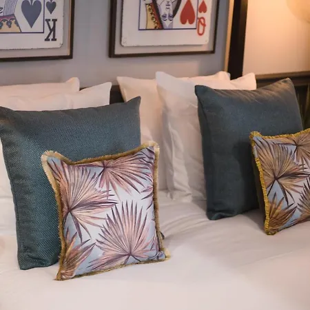 The Royal Suite - Champs Elysees Paris