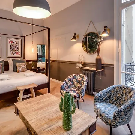 The Royal Suite - Champs Elysees Apartment Paris